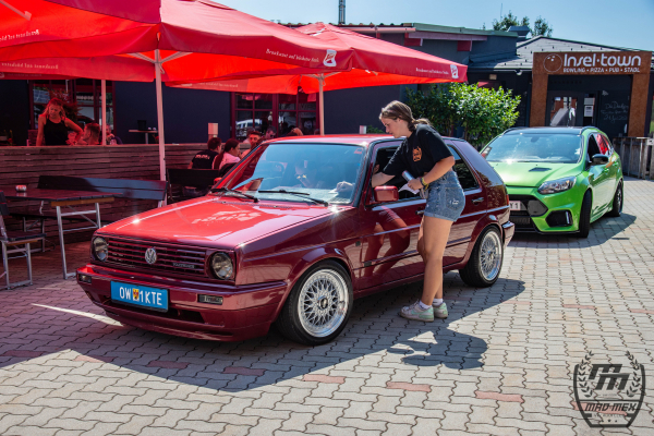 dsc-550064CBC4D5-BE6A-D92D-106F-483022FA4E6C.jpg